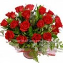 Букет из 11 красных роз с шоколадом в ПОДАРОК!!!